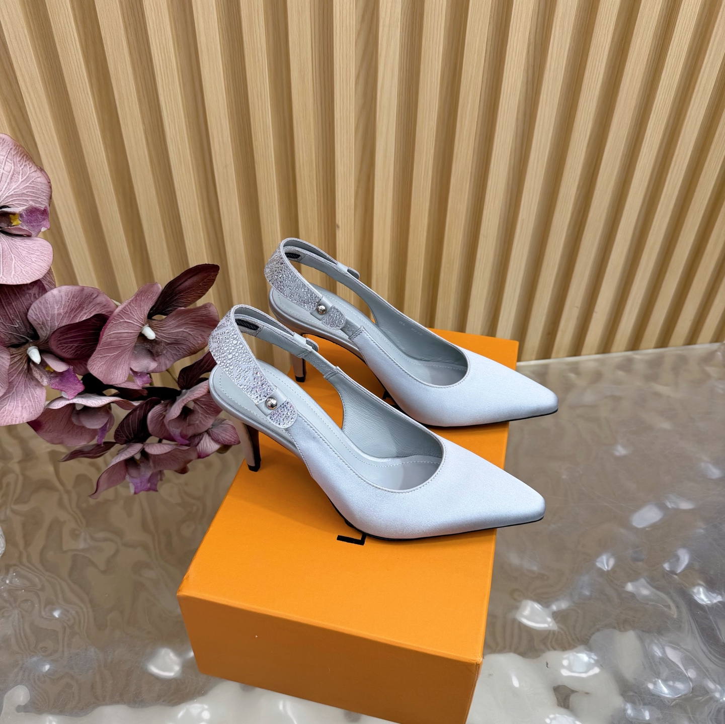 Women's high heels